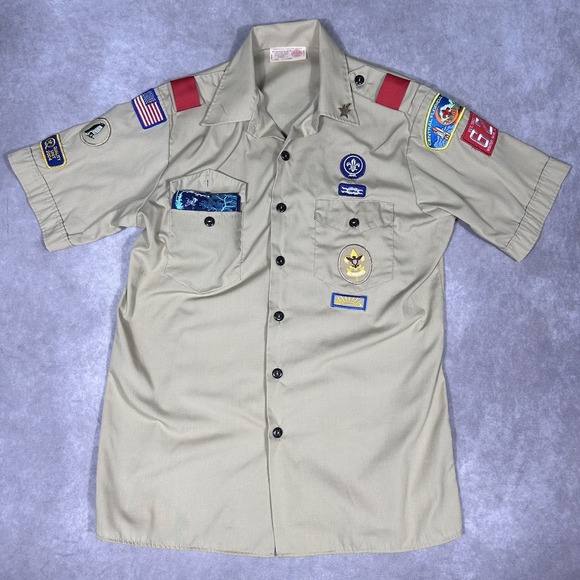VTG Boys‎ Official BSA Boy Scout Cub Scout SS Shirt Khaki Youth XL w/Patches - Picture 1 of 4